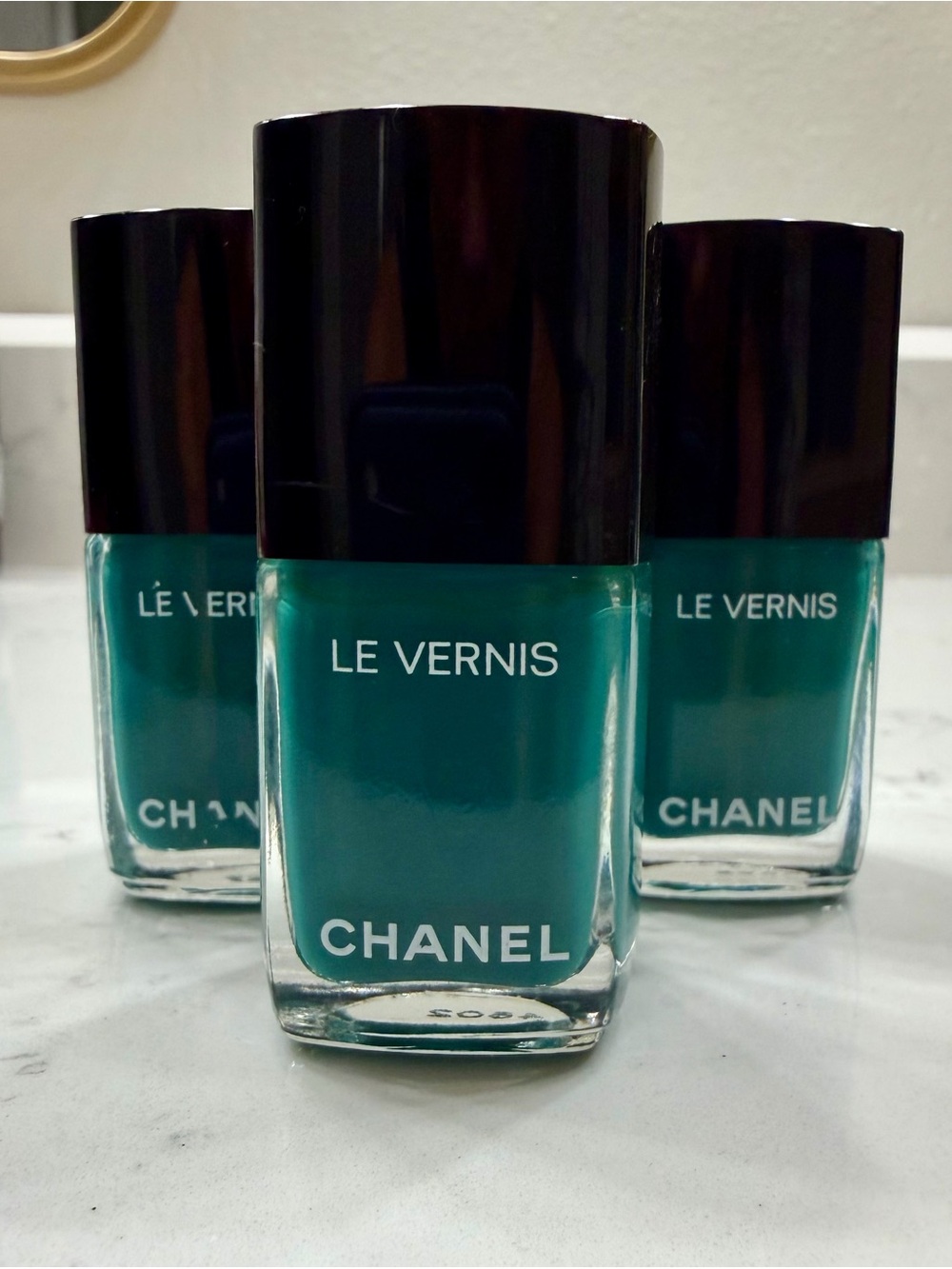 CHANEL - Picture 2 of 3